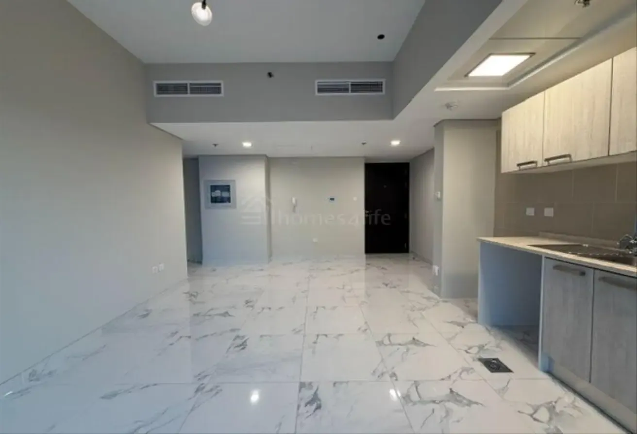 OPEN VIEW | Modern | Well Maintained