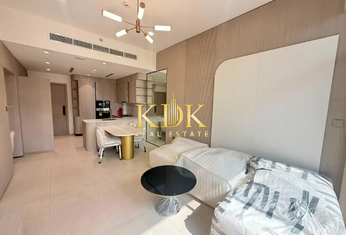 Furnished 1BR | Bright unit | Call Now