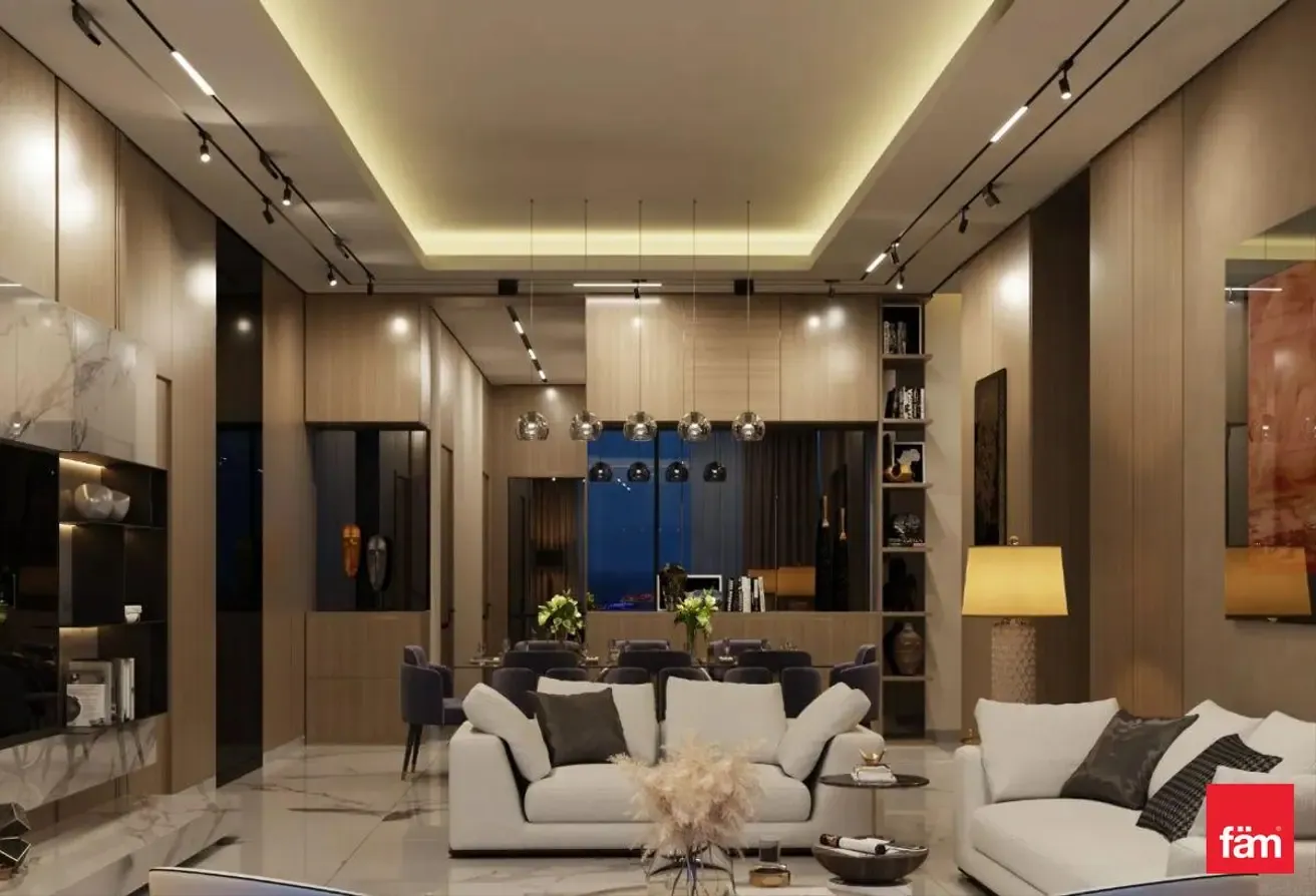 Huge Layout | Luxury Living | 360 Degree Views