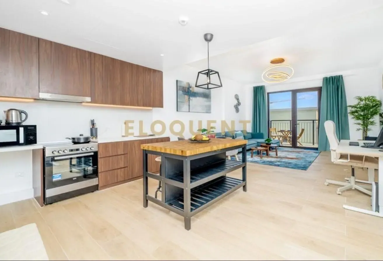 Furnished | Notice Served | High Floor
