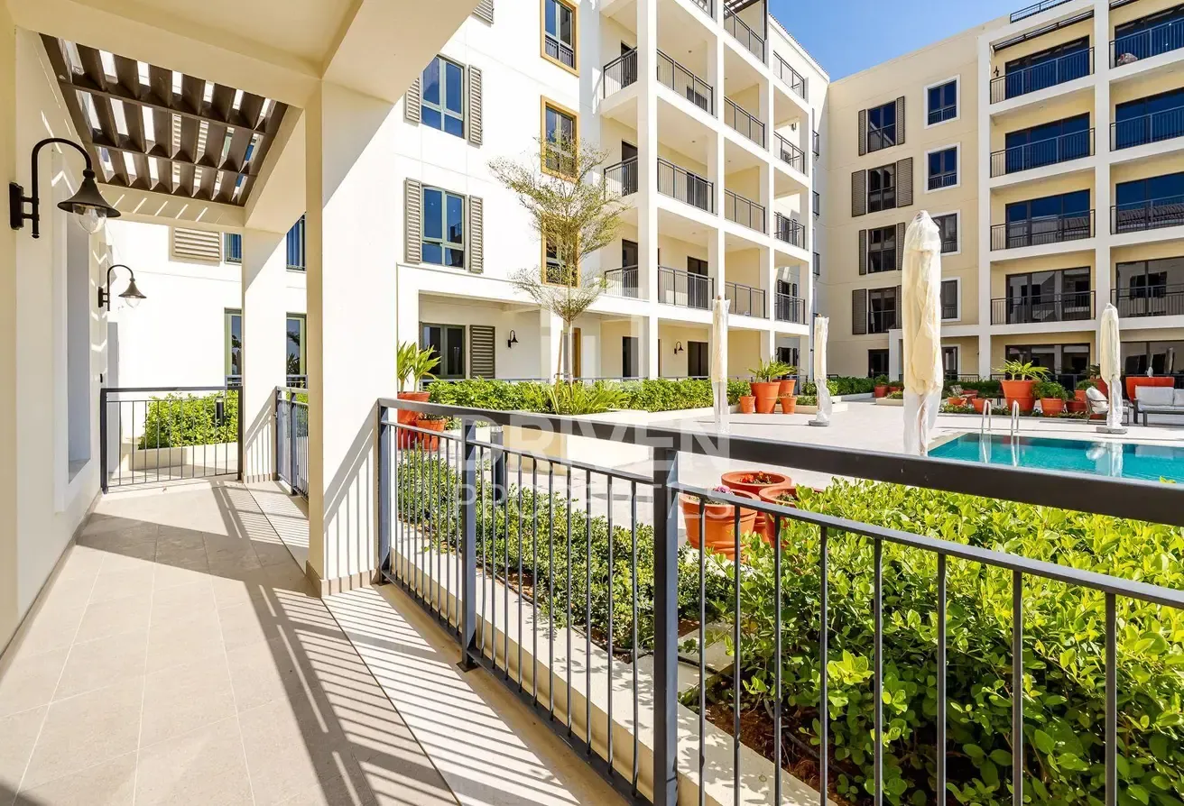 Furnished and Pool View with Beach Access