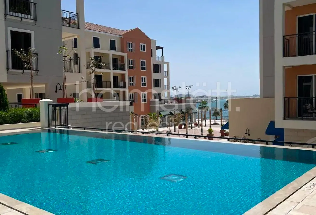 Courtyard View | Modern | Investor Deal | VOT