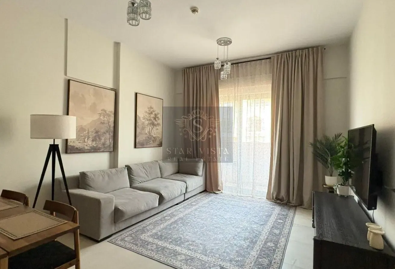 1 BHK VACANT PRIME LOCATION | SPACIOUS | NEAR MALL