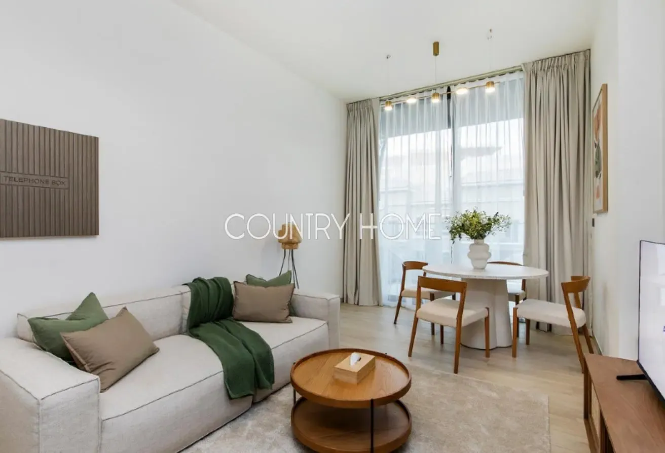 Next to Mall | Furnished | Vacant Sept