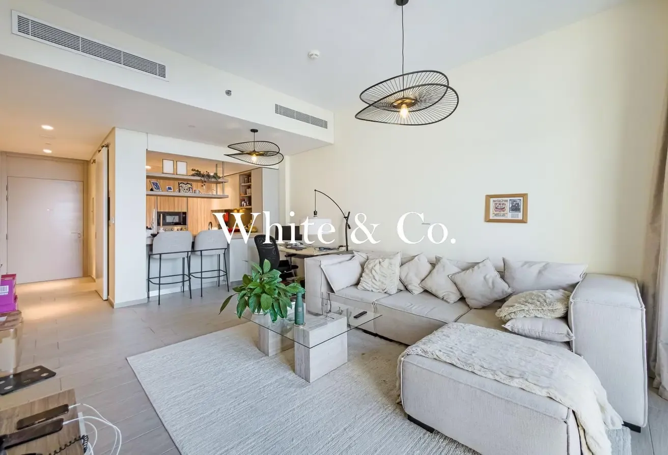 Great Condition | Ras Al Khor View | Ready