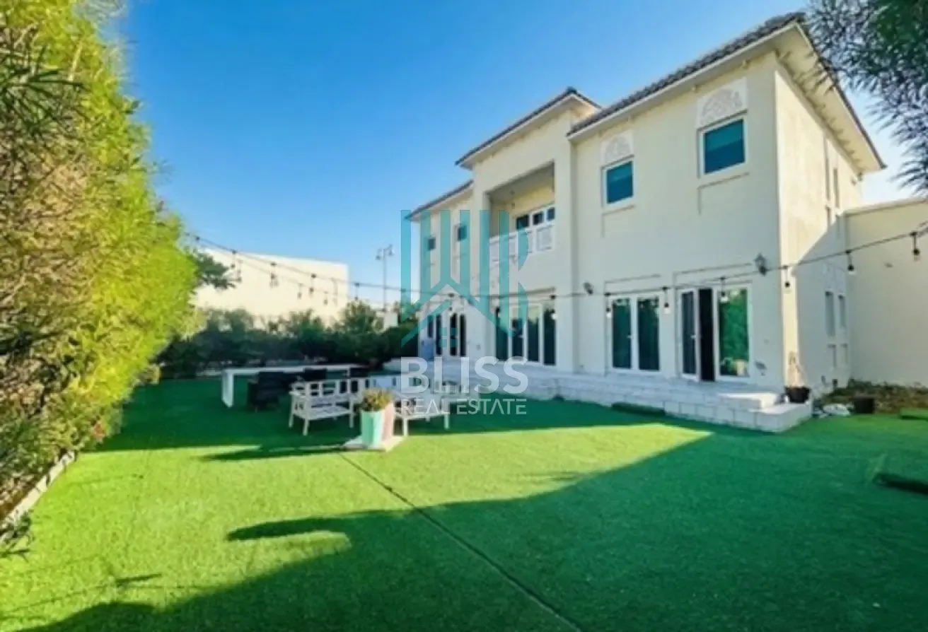 Vastu Compliant 4-Bed Quortaj Villa | Large Plot