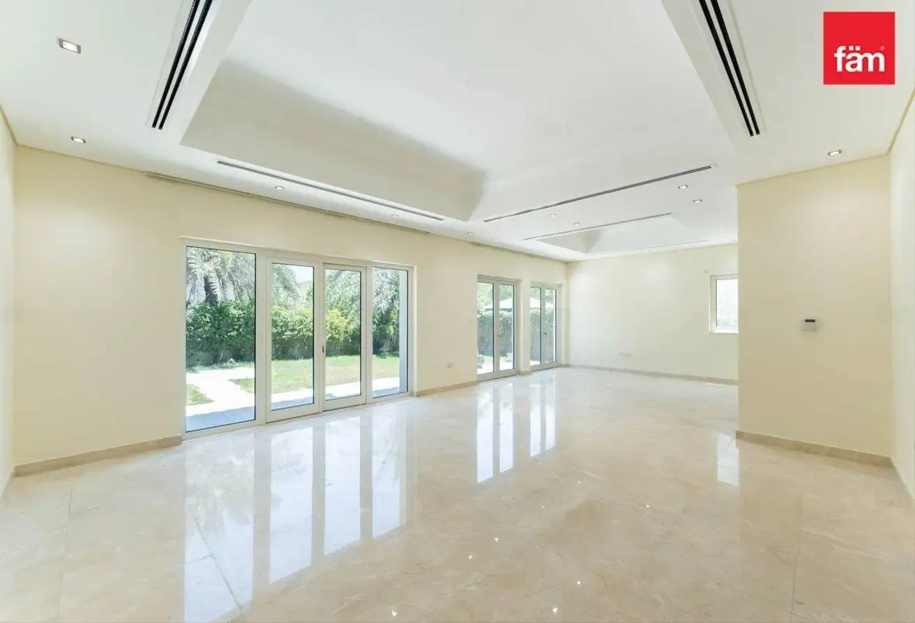 Hybrid Type A& B | Available| Biggest Corner Plot