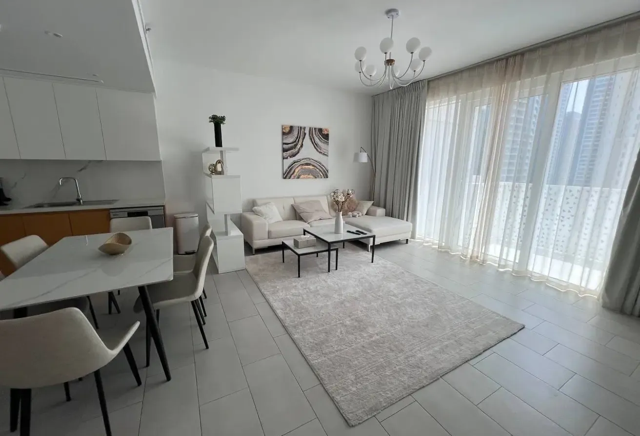 Beachfront 1BR | La Vie JBR | Private Beach