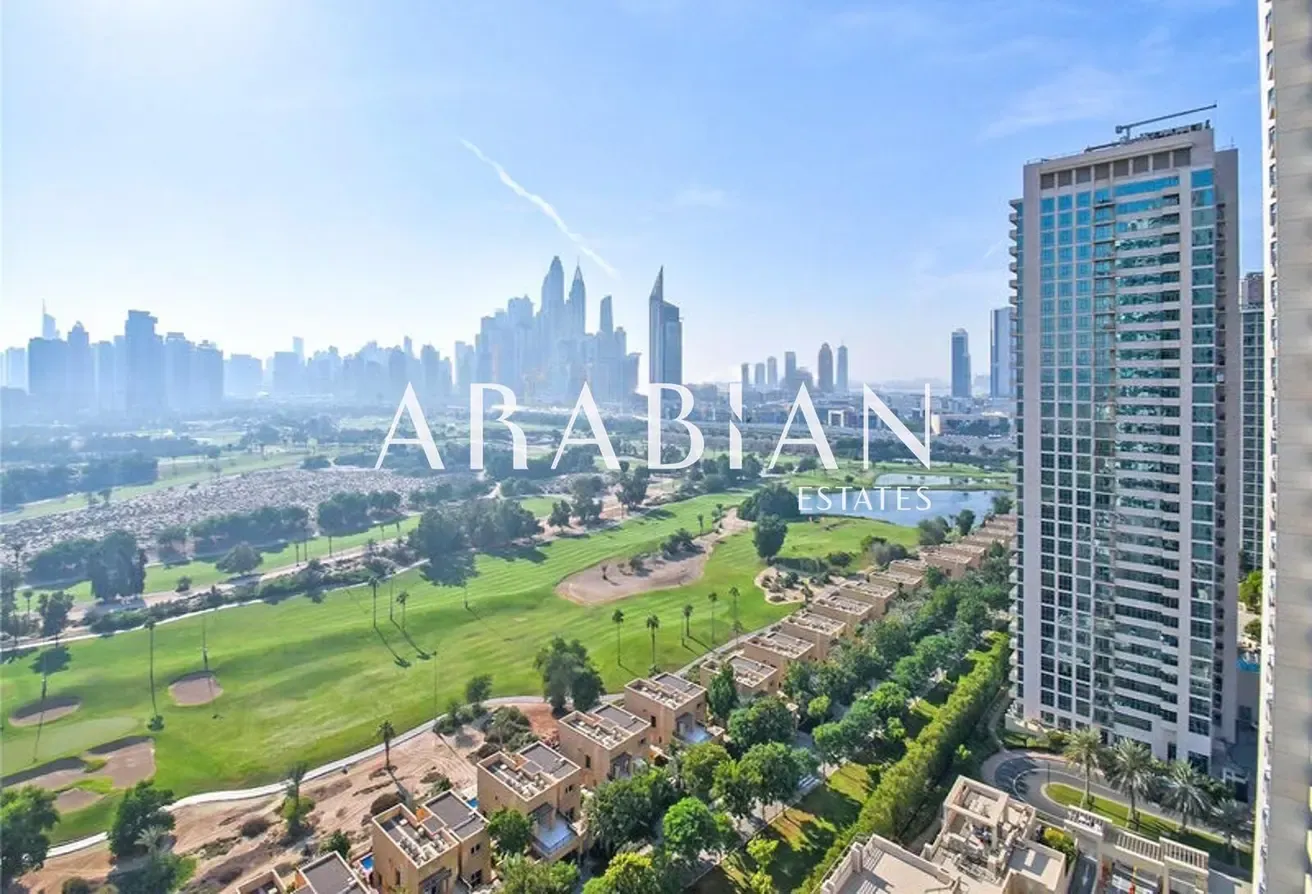 SPACIOUS LAYOUT | BRIGHT & MODERN | GOLF VIEW