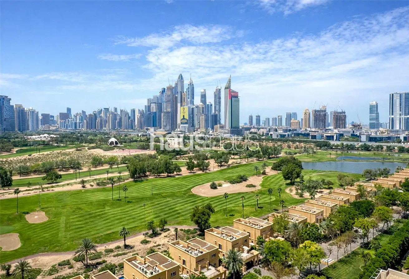 Stunning Golf Views | Vacant | 2 Bedroom