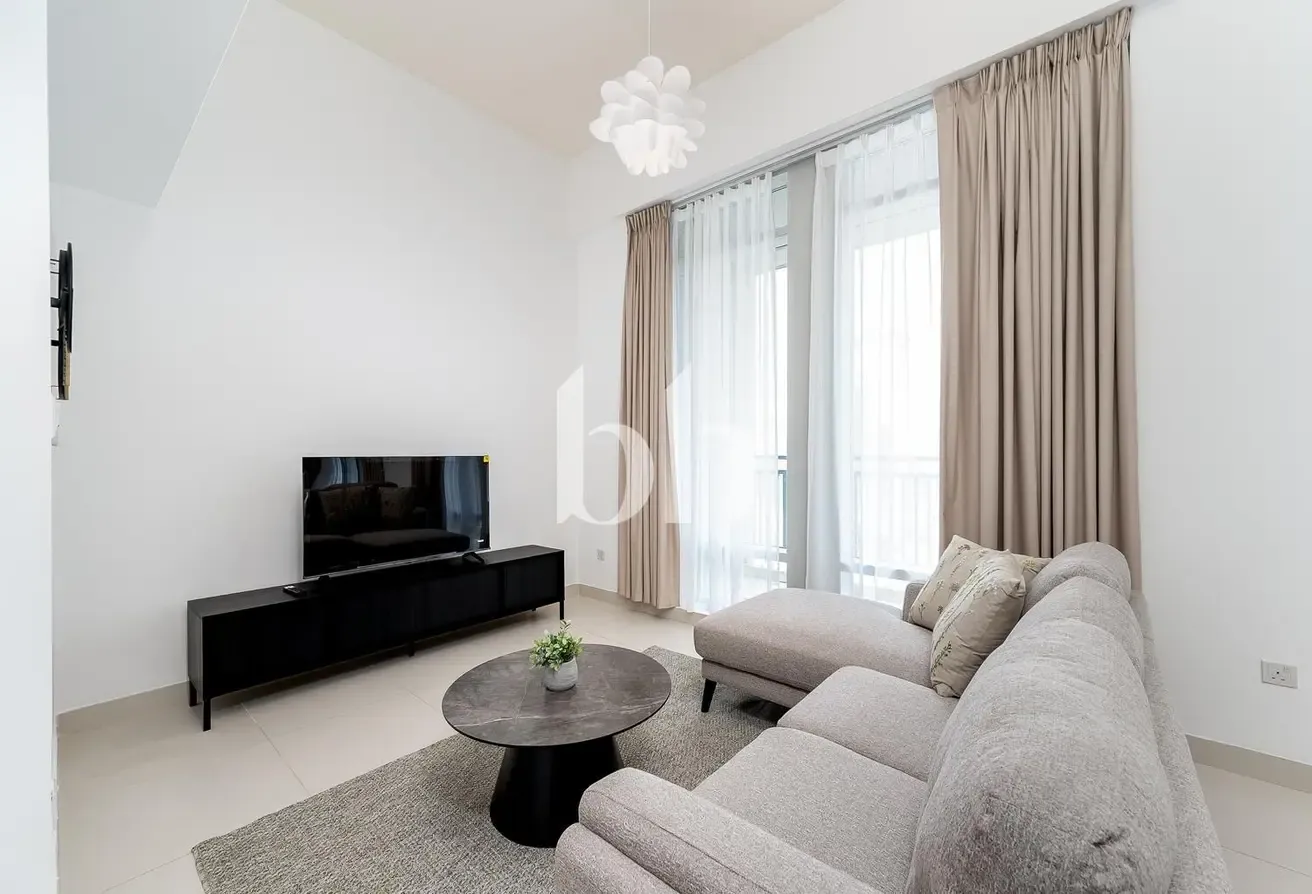 Pay up to 6 Cheques | Furnished | With Balcony