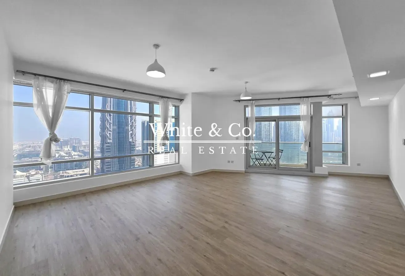 Upgraded | Video Tour | Flexible Cheques