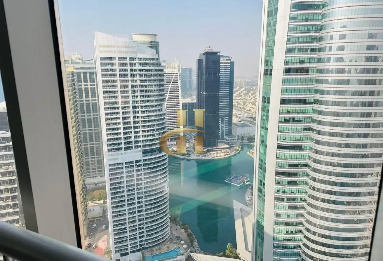 Fully Furnished | High Floor | Lake View
