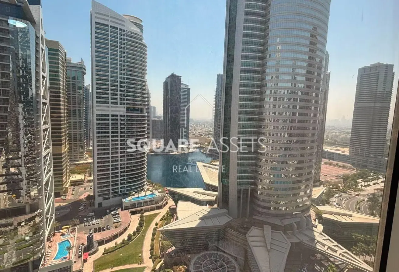Well-Maintained Furnished Studio | High Floor