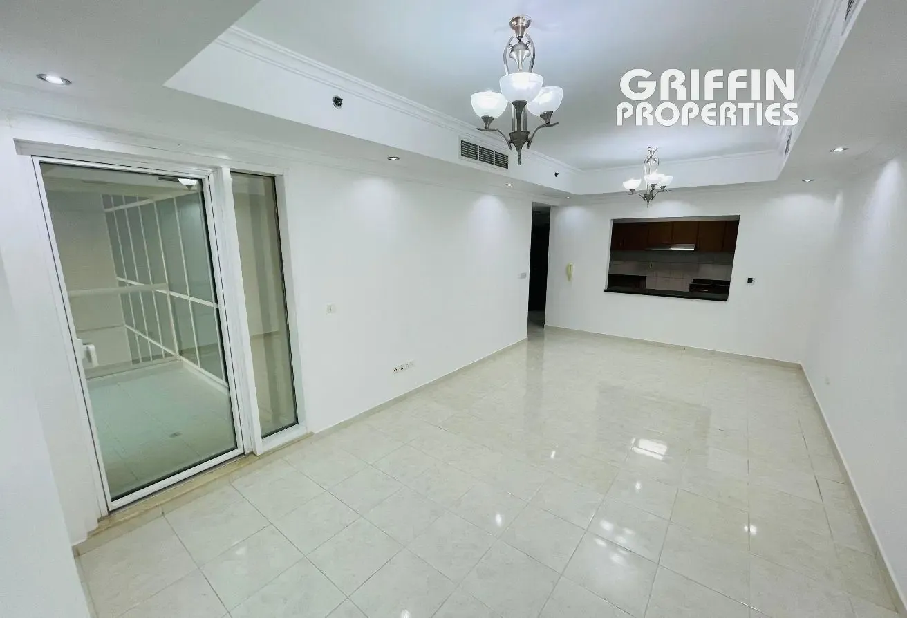 2BED | UNFURNISHED | HIGH FLOOR | INFRONT METRO