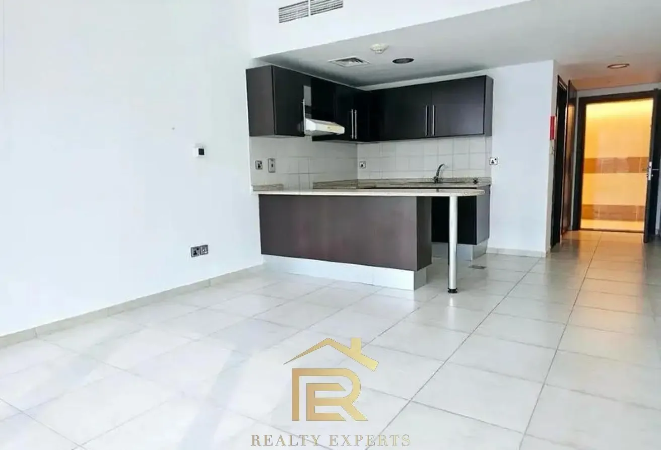 Studio Apartment | Goldcrest Executive JLT