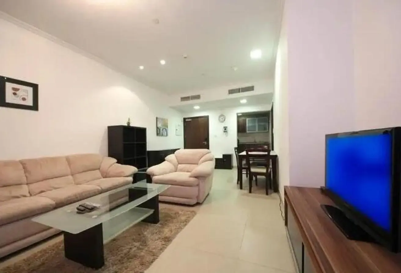 Vibrant studio | Metro convinient | furnished