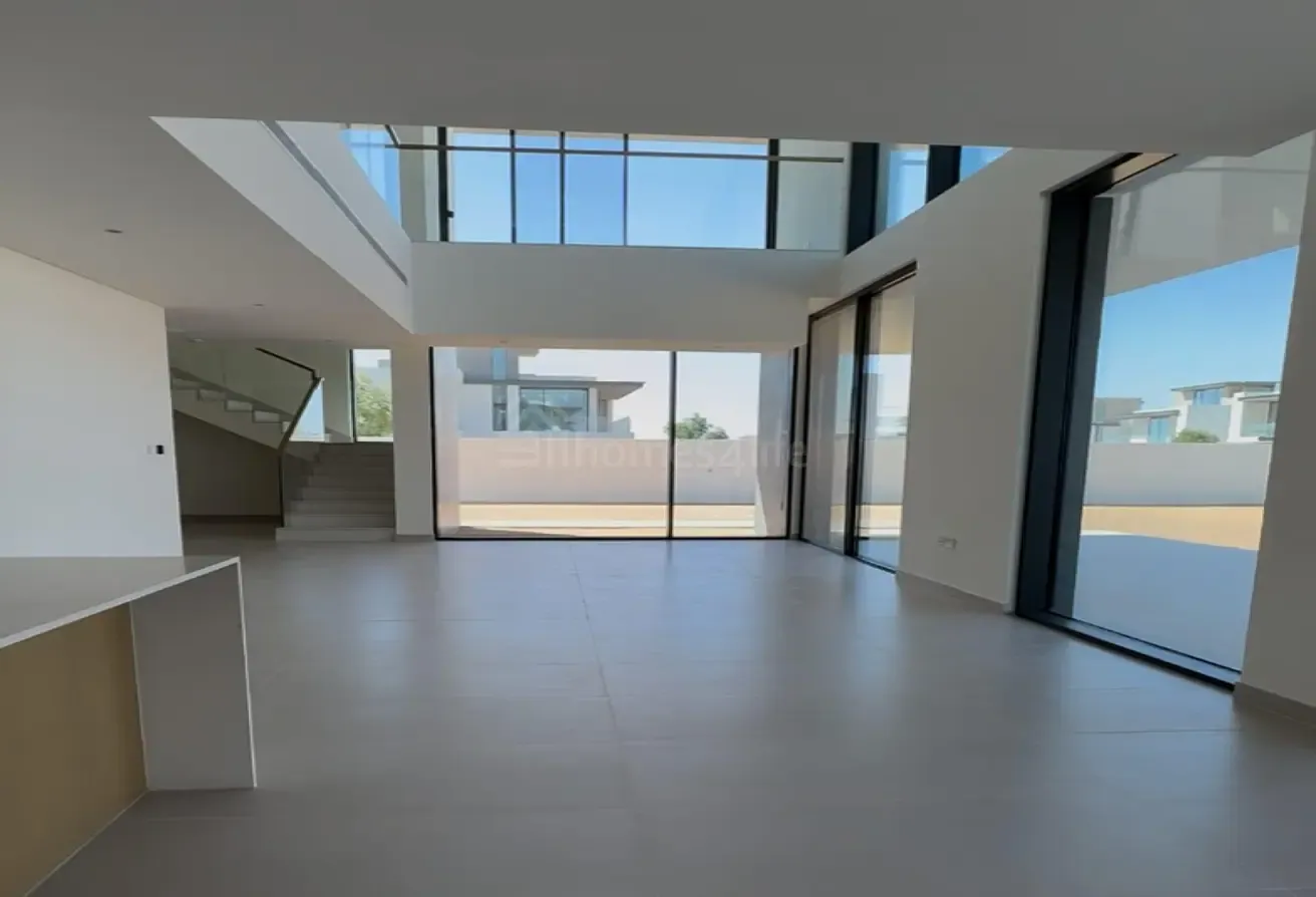 True corner unit / Fresh listing / Biggest Plot