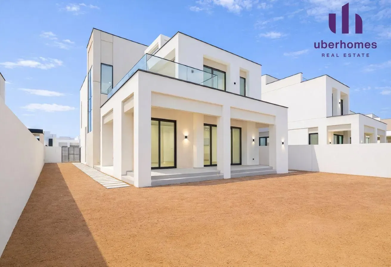 Vastu | Single Row | Steps Away from the Pool