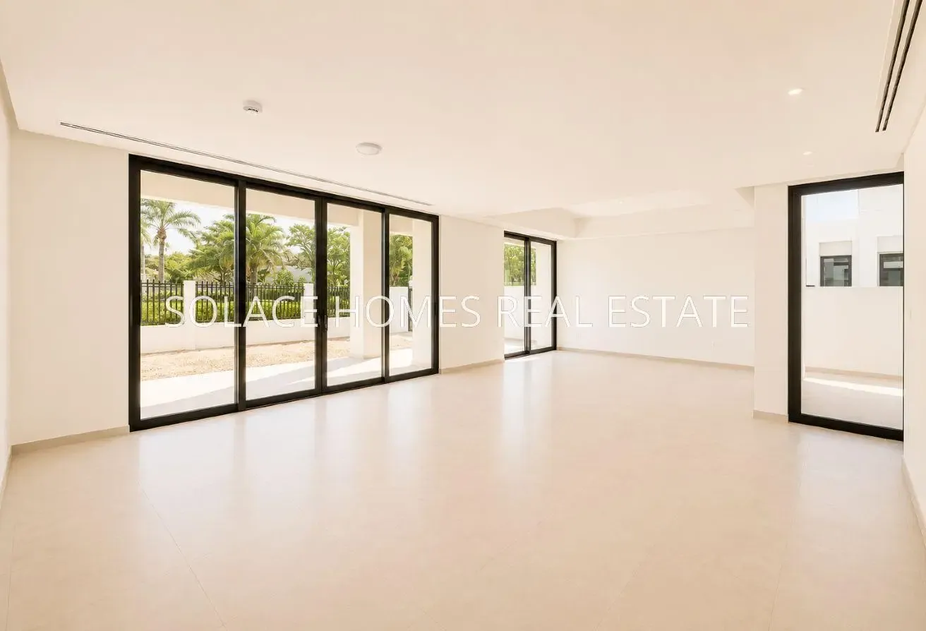 Brand New - Ready To Move In - On the park