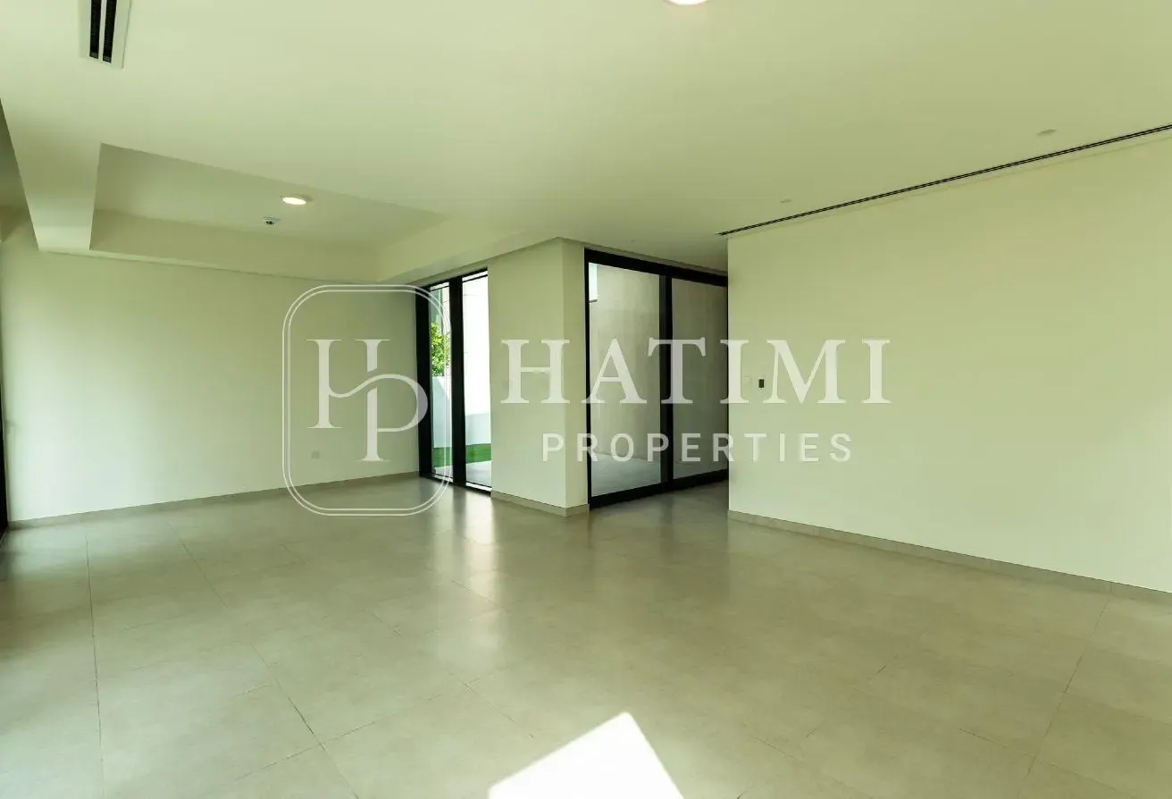 Exclusive 4BR | High End | Ready to Move In