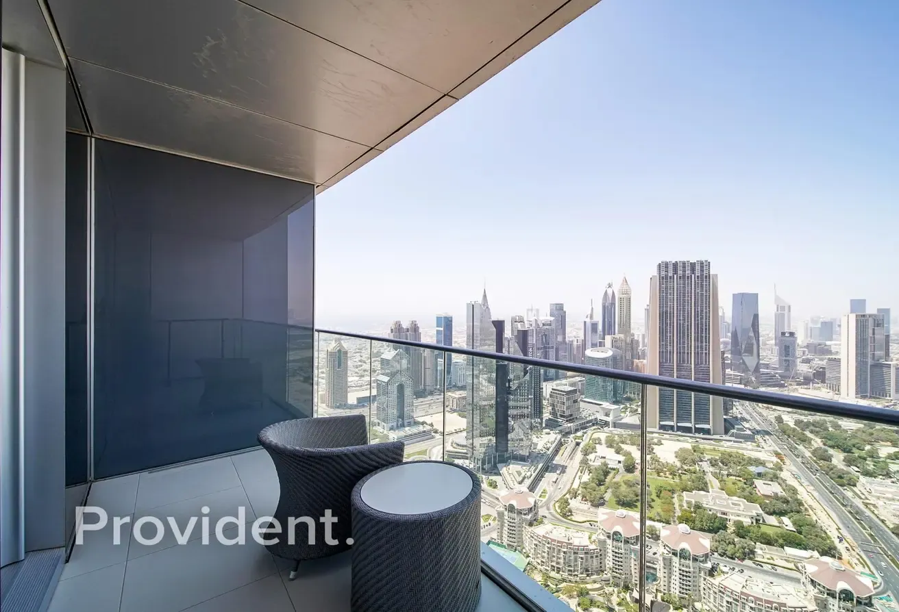 Vacant | Luxurious Penthouse | Fully Furnished