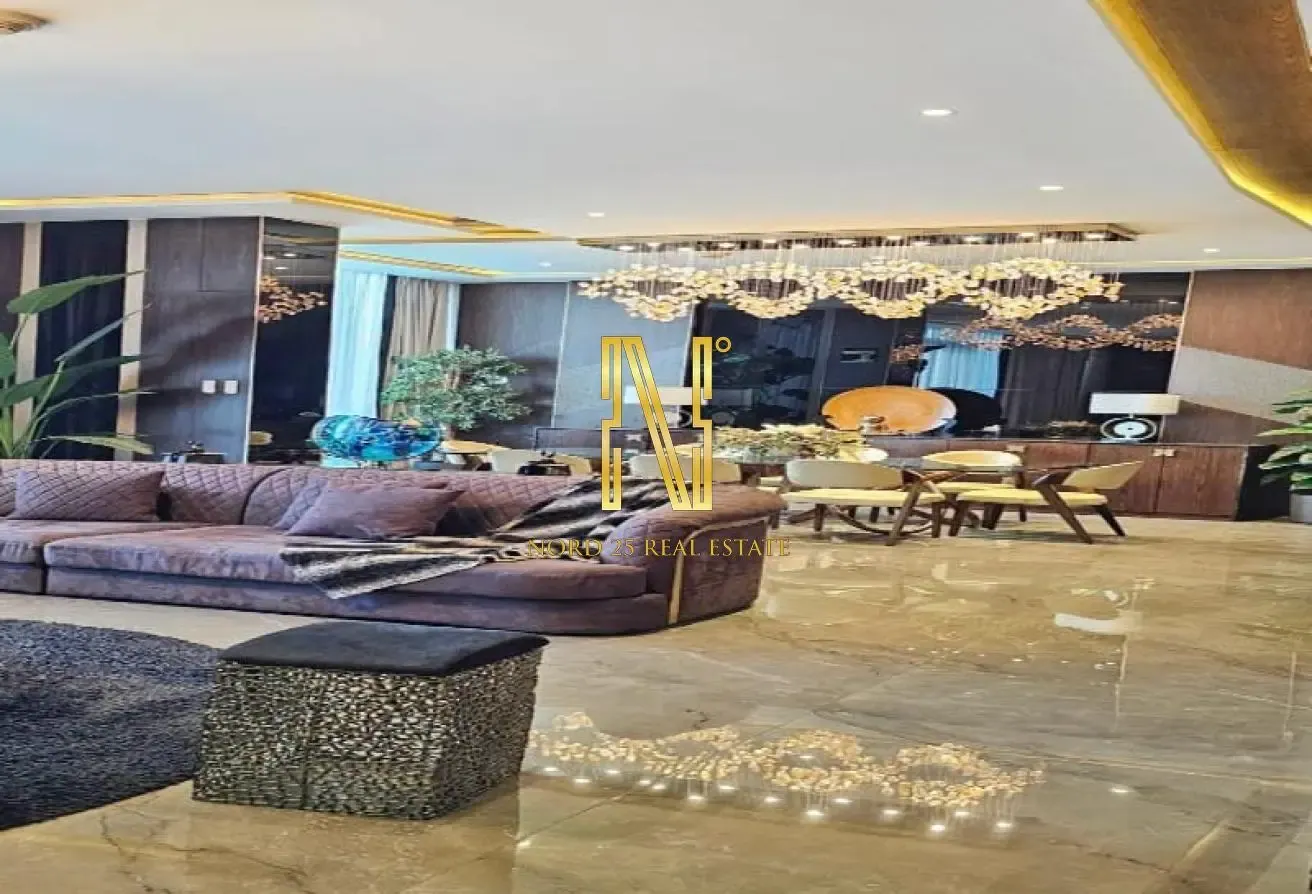 4BR Penthouse | High End Living| Burj Khalifa View