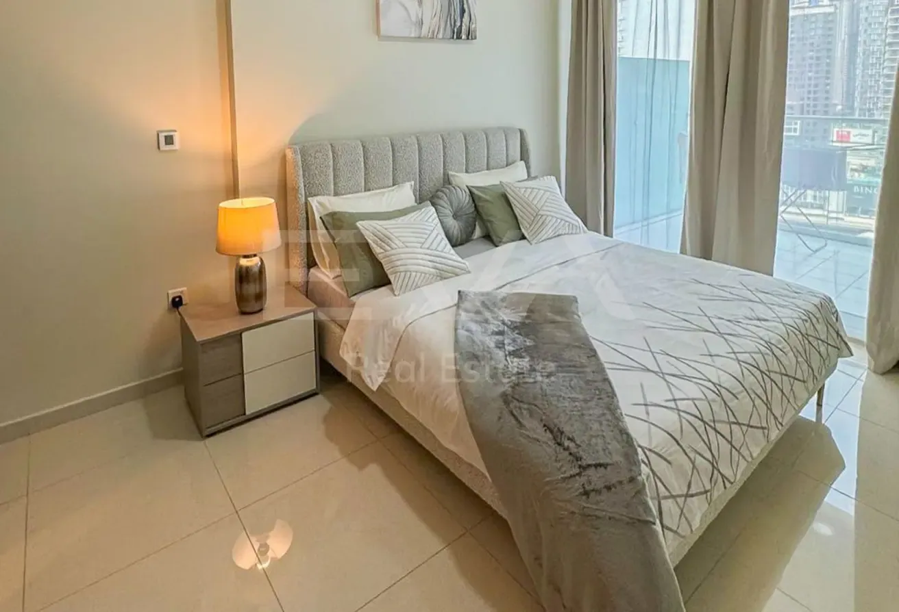 CANAL VIEW | FULLY FURNISHED | HIGH FLOOR