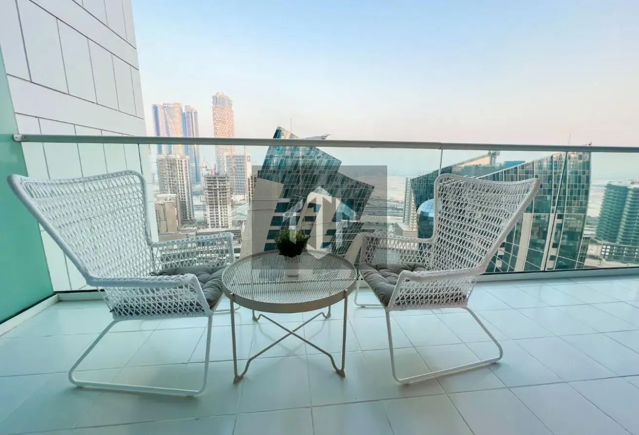 Vacant Furnished | High Floor | Canal views