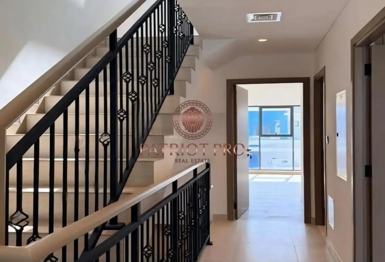 handoversoon! LV3! close to park and pool! G+2