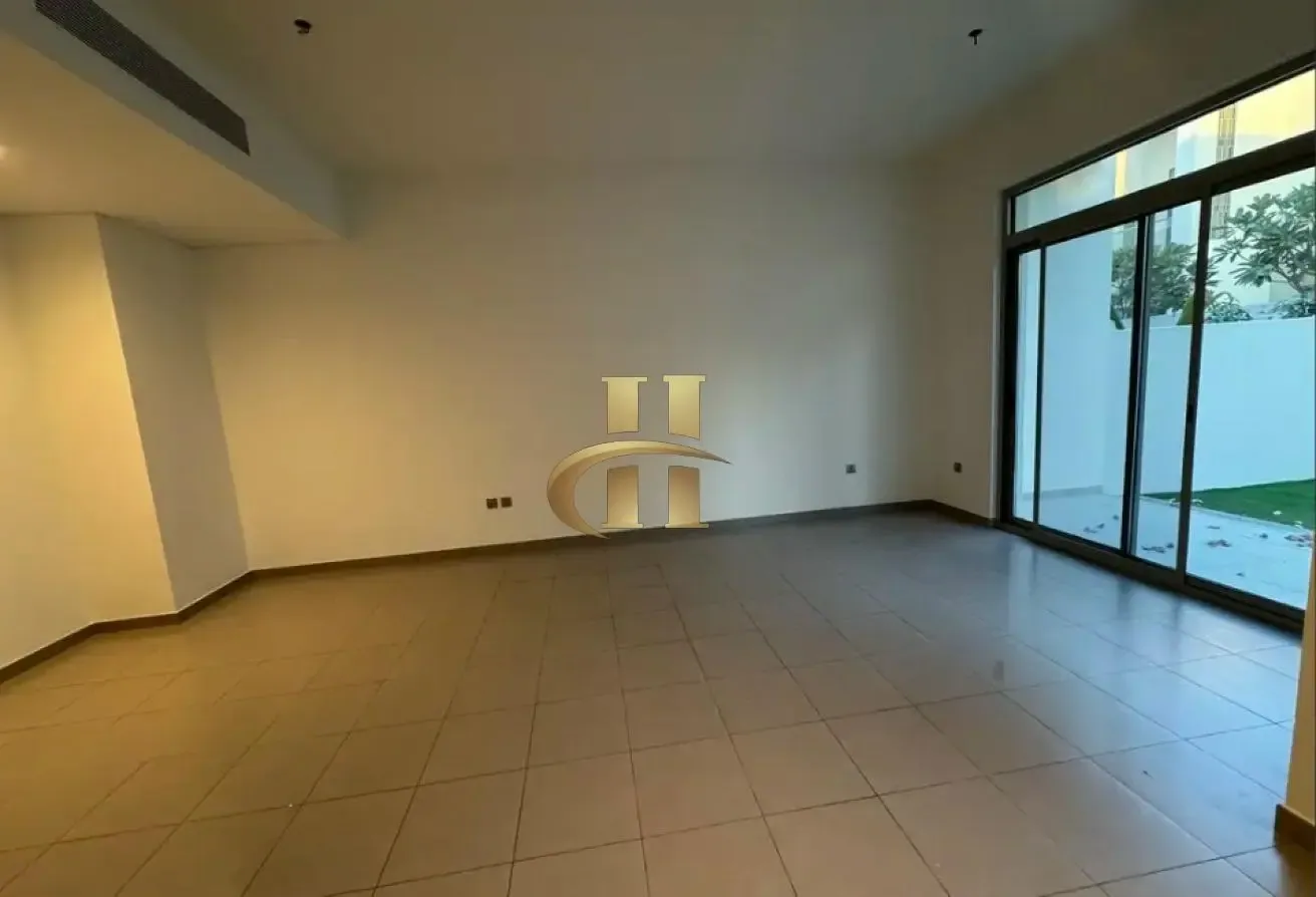 Modern 3 BHK + Maid | Single Row | Elegant Villa