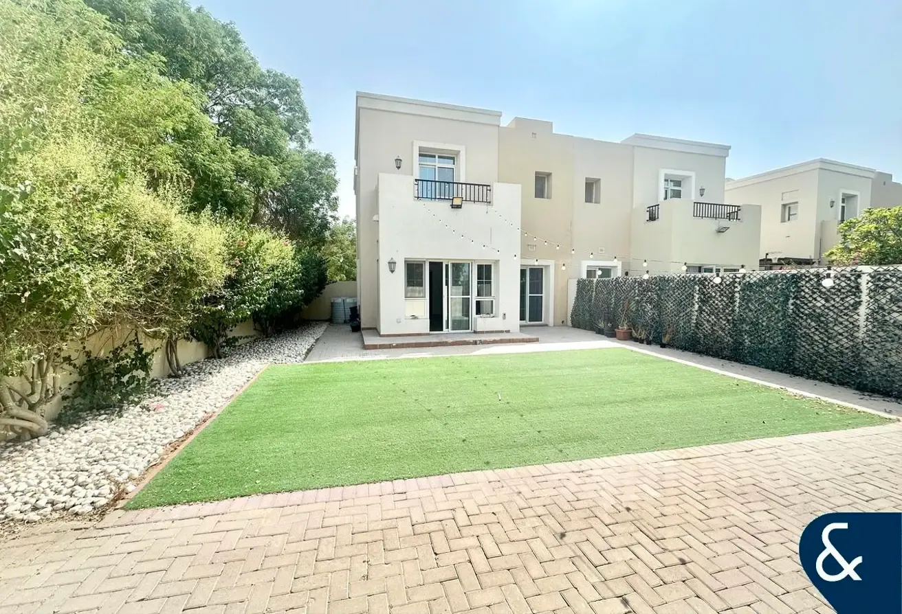 3 Bed | Study | Immaculate | Available Now