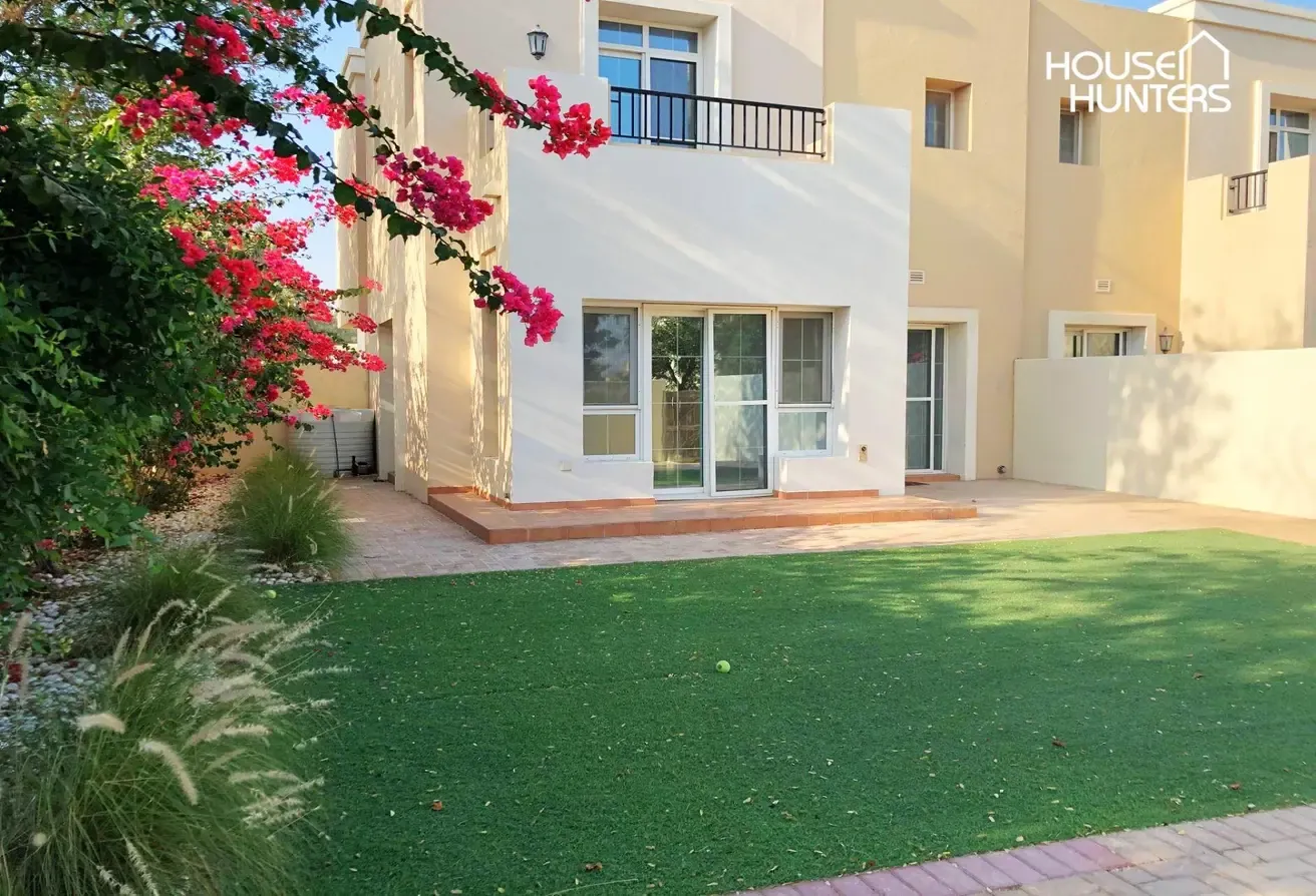 Vacant Now | Corner Unit | Family-friendly