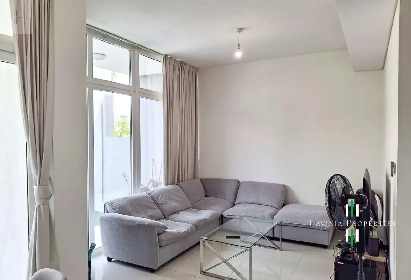 SINGLE ROW | FULLY FURNISHED | NEAR ENTRANCE