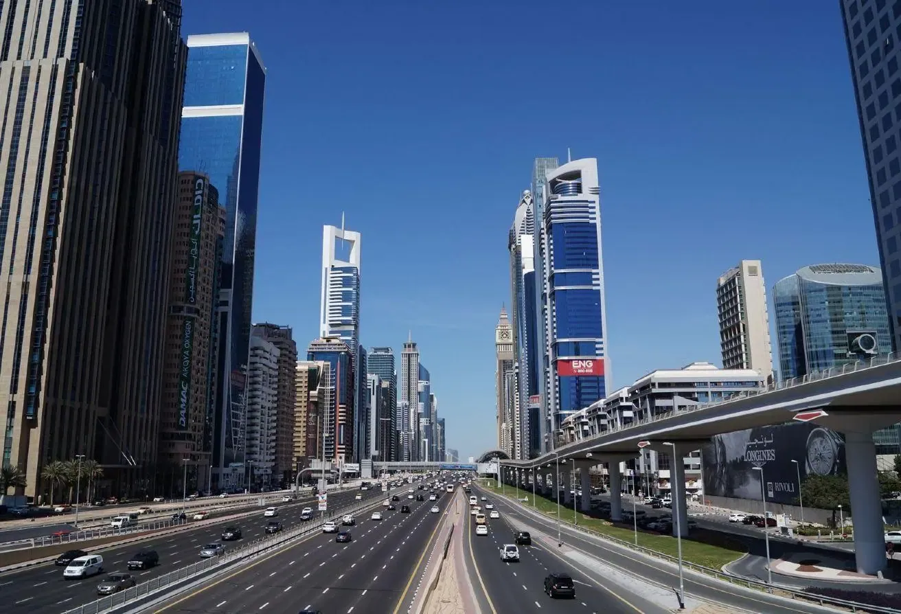 GCC Only-On SZR-CORNER-Offices & Retail-ROI 15%...