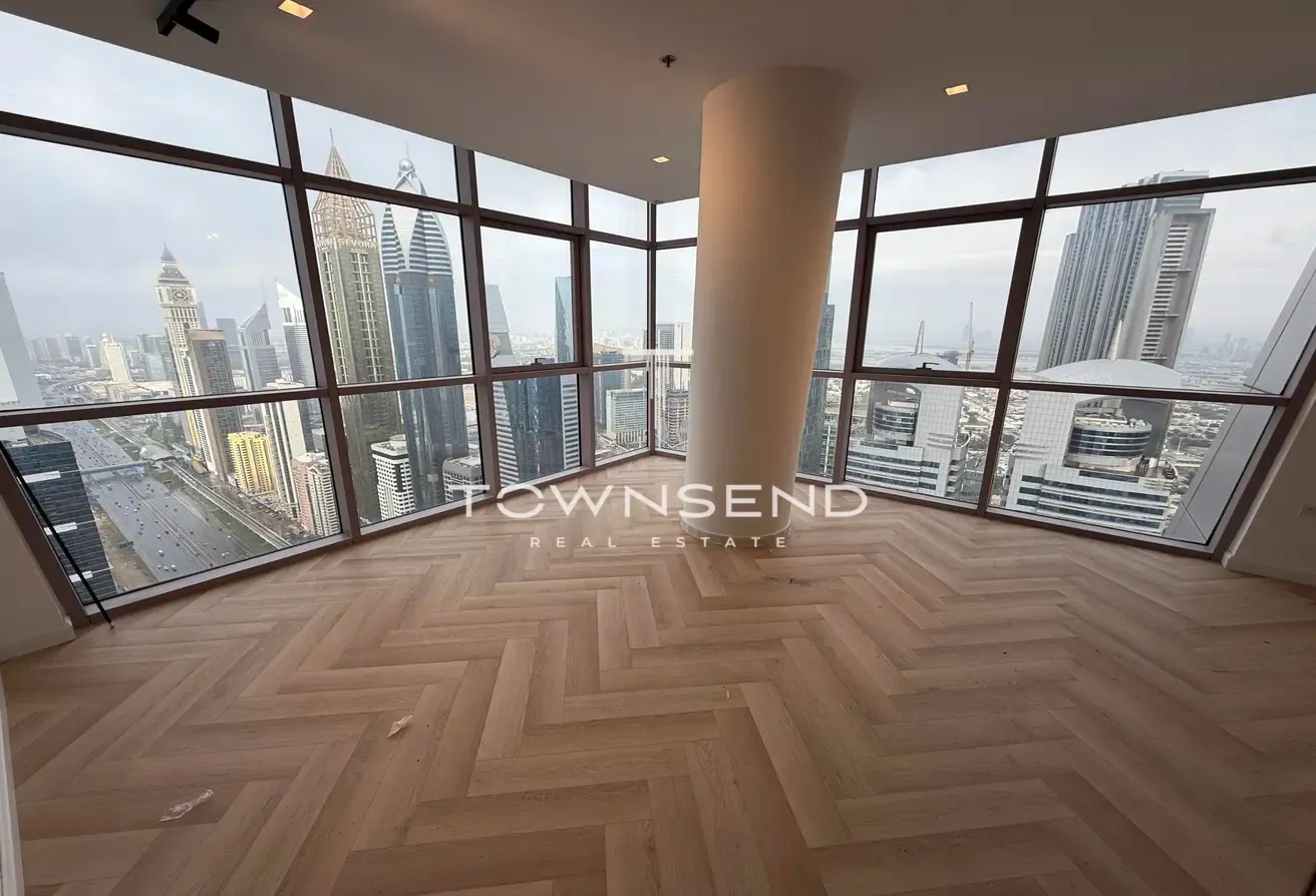 Burj Khalifa View | Renovated | Corner Unit