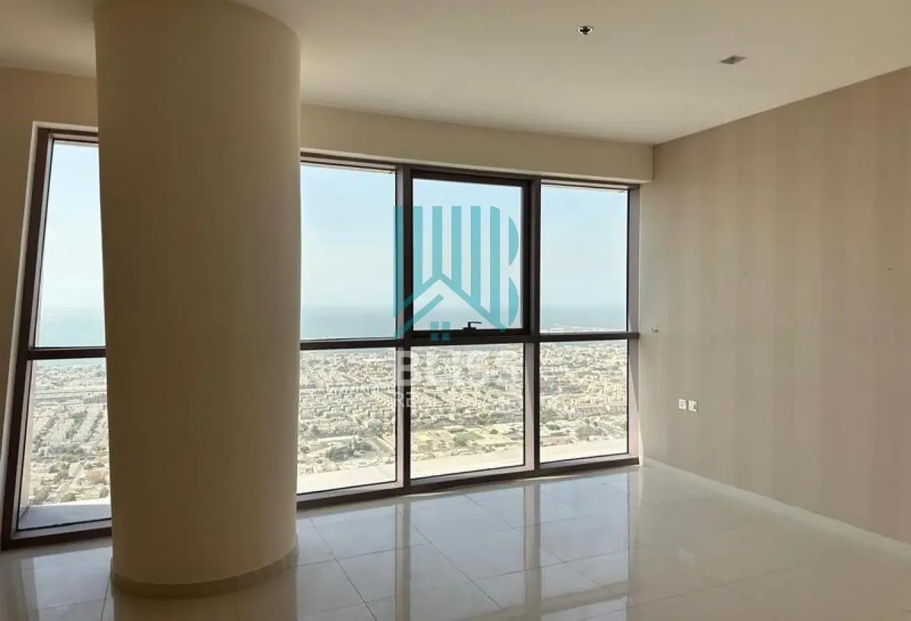 Premium Commercial Unit | Elevated Floor