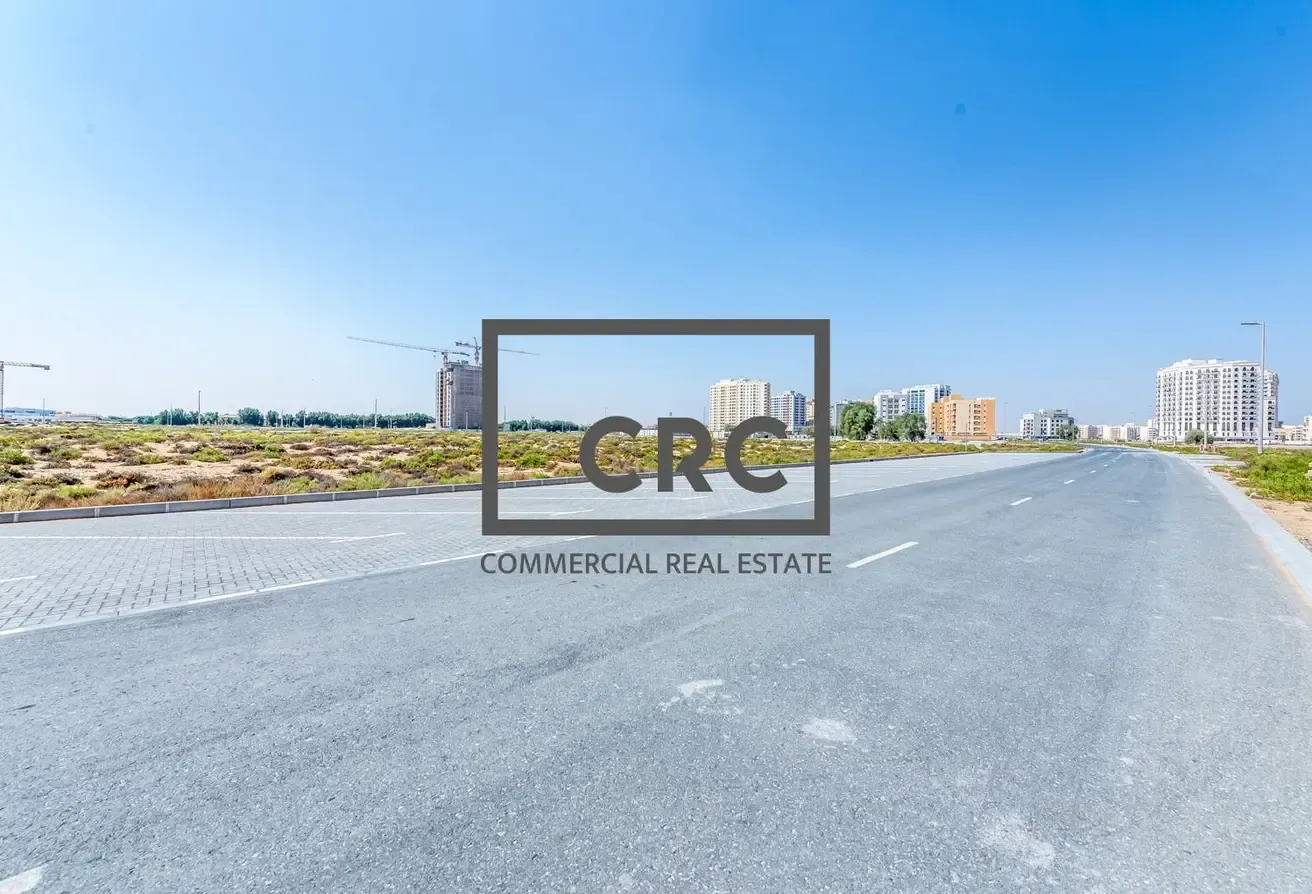 Retail | 1978 sqft | Ready | Unfurnished