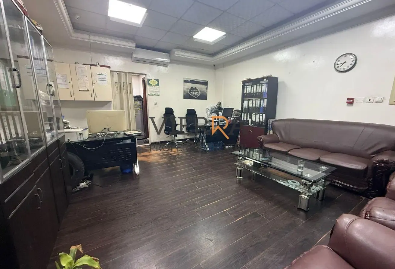 Invester Deal | Vacant Soon | Prime Location