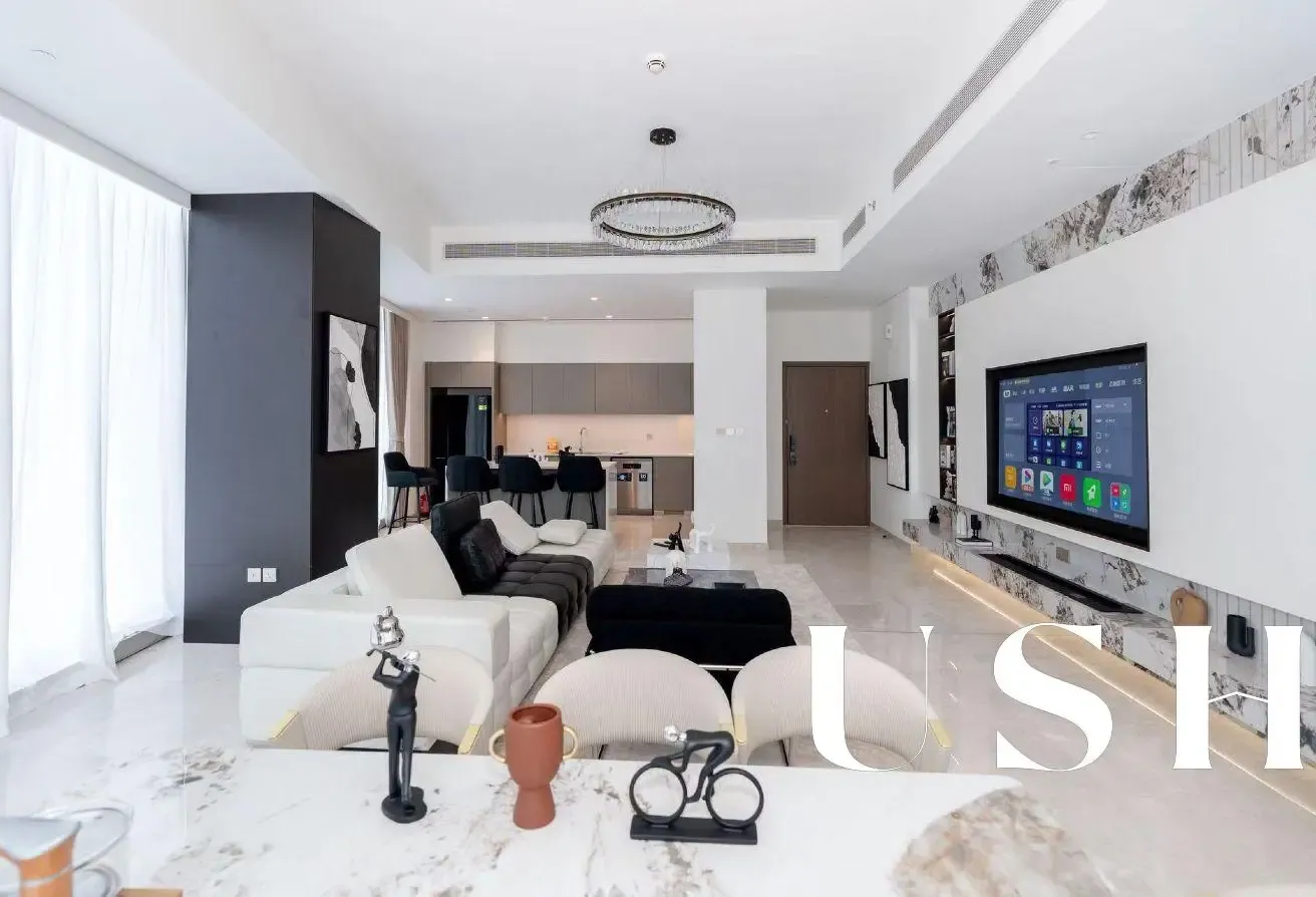 Luxury 4BR+M Penthouse | Upgraded | Best Offer