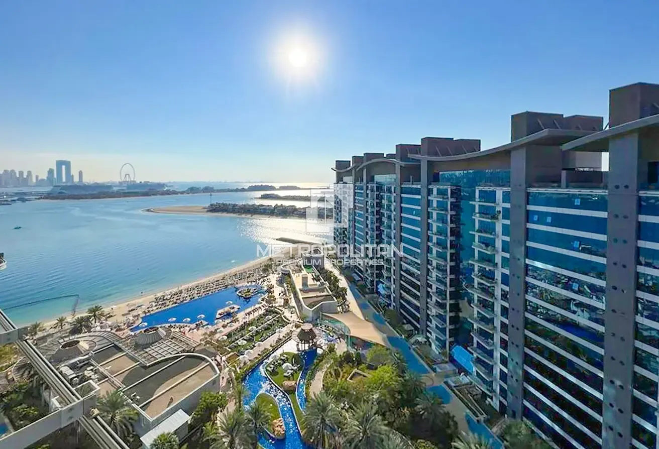 Luxury Penthouse | Private Beach | Panoramic Views