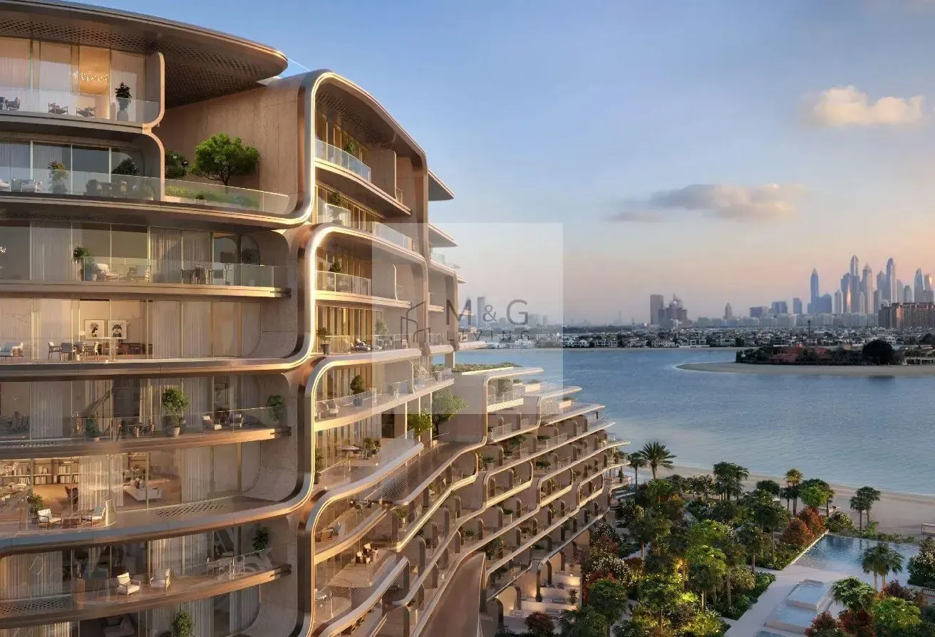 Expansive Penthouse | Waterfront Views | Family Ha