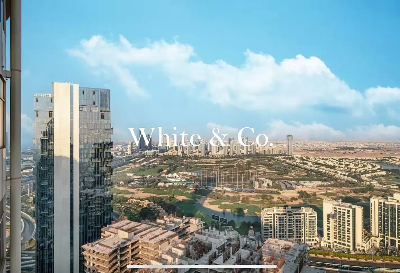 Penthouse | Panoramic Views | Vacant Unit