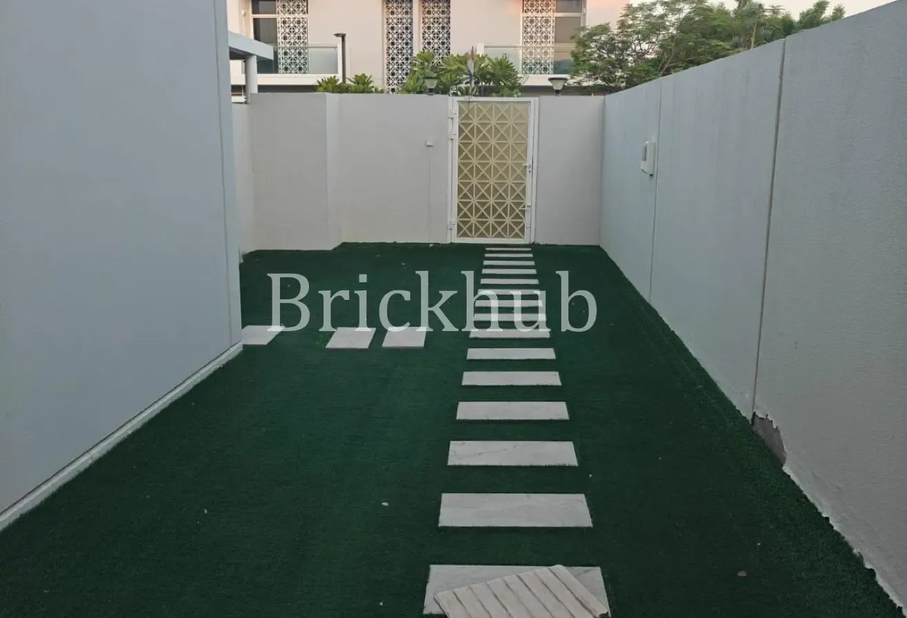 Spacious| Steps from Amenities| Exclusive