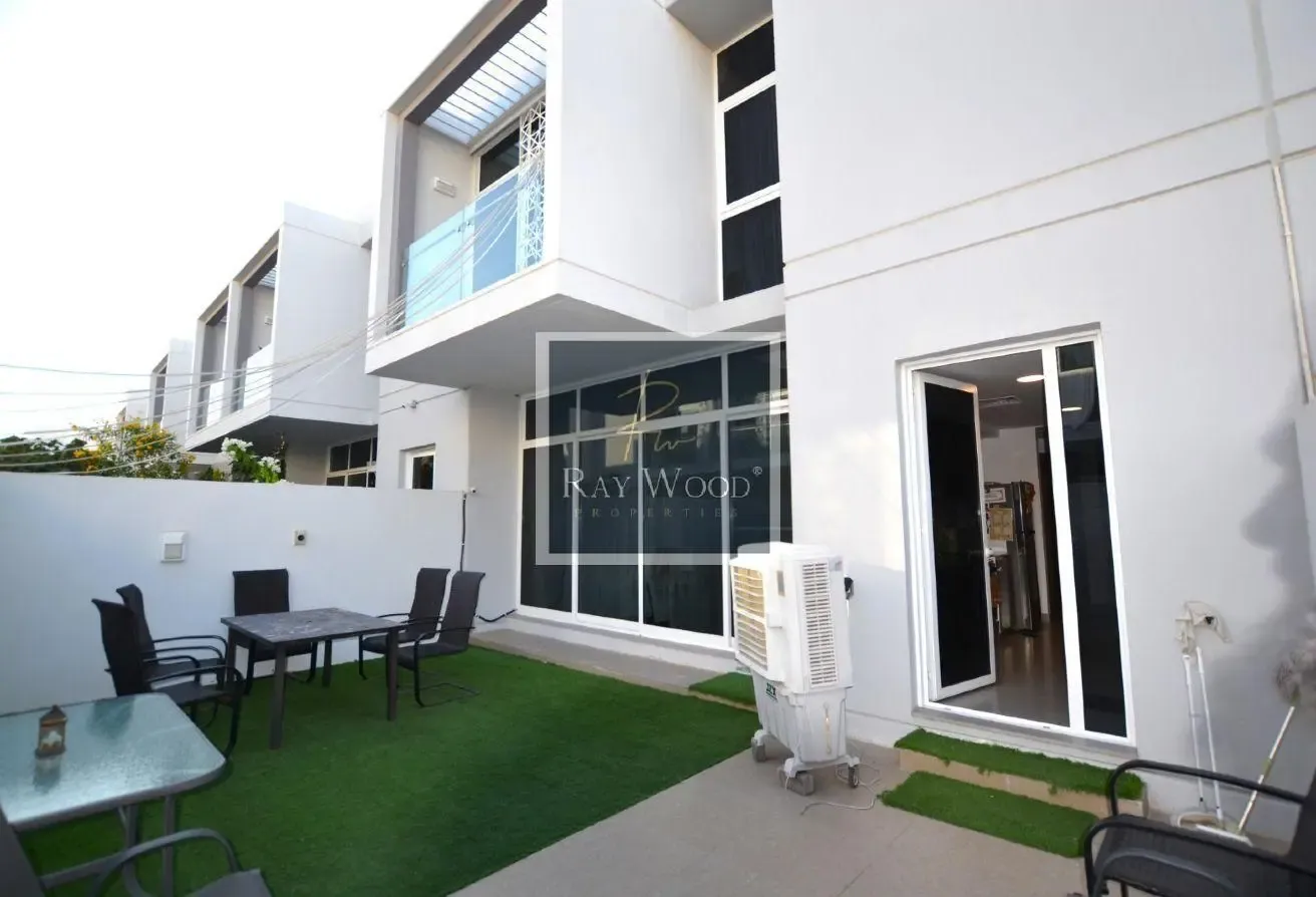 3BR+Maid | Spacious Layout | Prime Location
