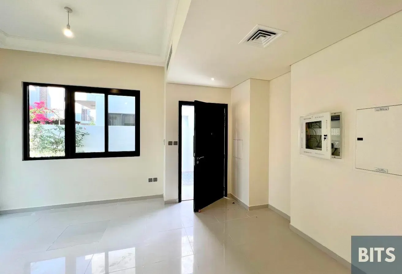 3 Bedrooms+ Maid | Corner | Closed Kitchen | Ready