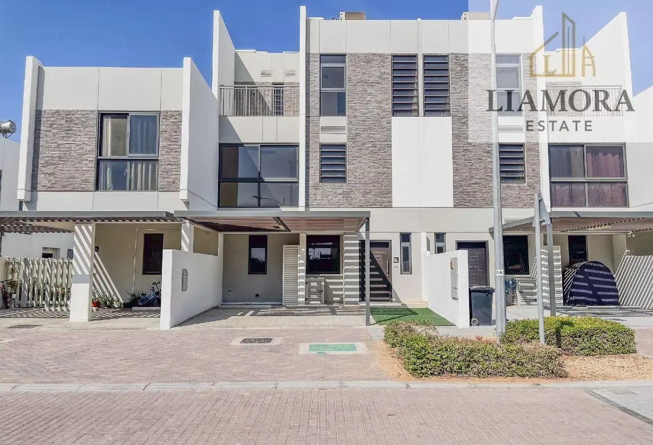R3M | SINGLE ROW | READY TO MOVE | AVAILABLE NOW