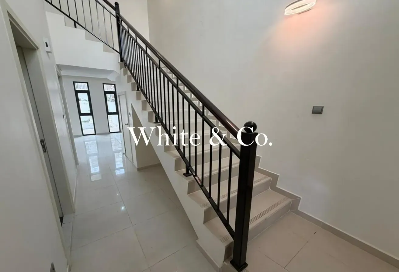 R2MB 3Bed+Maids | Vacant | Large Layout