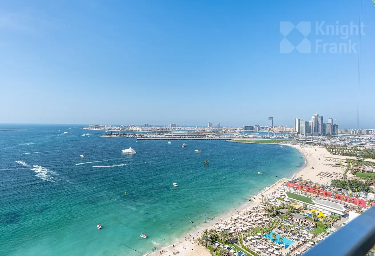 Stunning 3BR Apartment | Vacant | Sea View