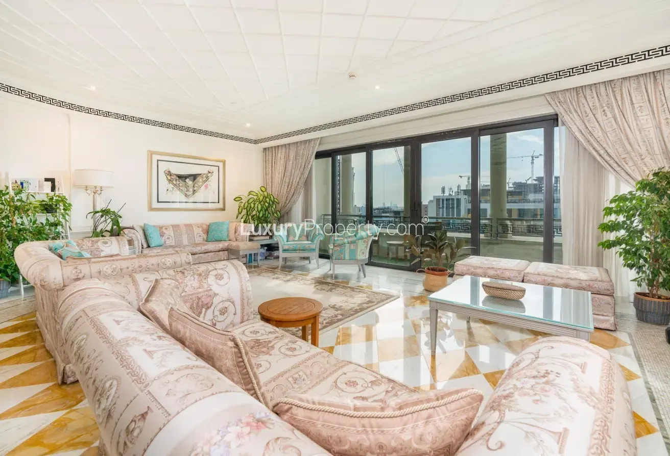Top Floor | Creek View | Versace Furnished